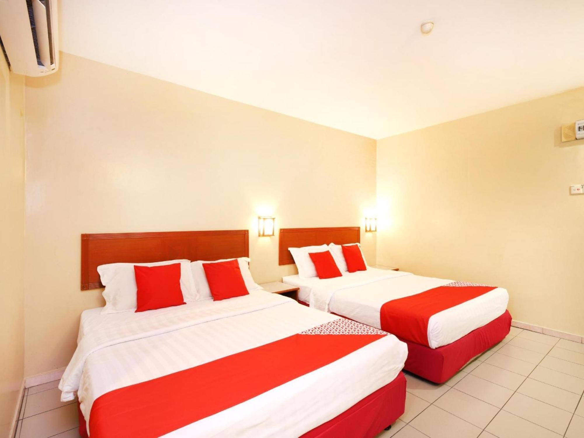 Super Oyo 447 Comfort Hotel Meru Klang Exterior photo