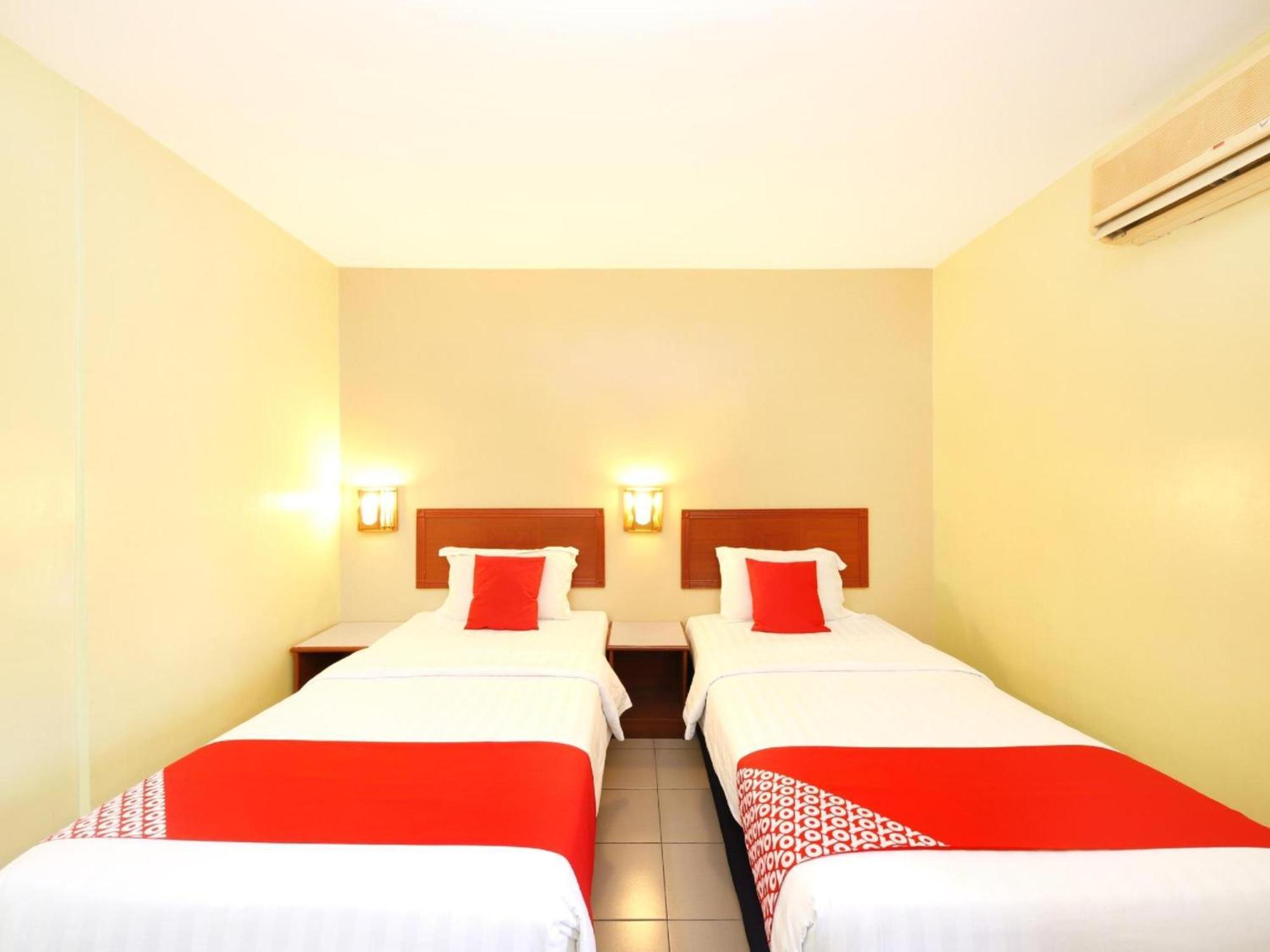 Super Oyo 447 Comfort Hotel Meru Klang Exterior photo