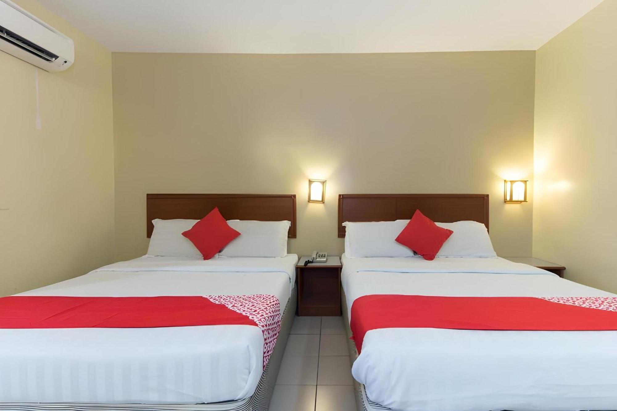 Super Oyo 447 Comfort Hotel Meru Klang Exterior photo